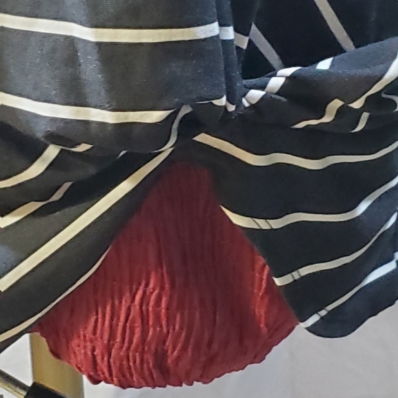 Paper Plane Black & White Stripped Top Size 2X - Picture 2 of 5